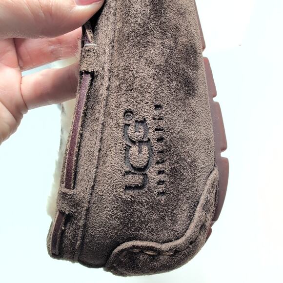 Ugg Dakota Leather Sheepskin Moccasins Women's Size 9 - Picture 3 of 9